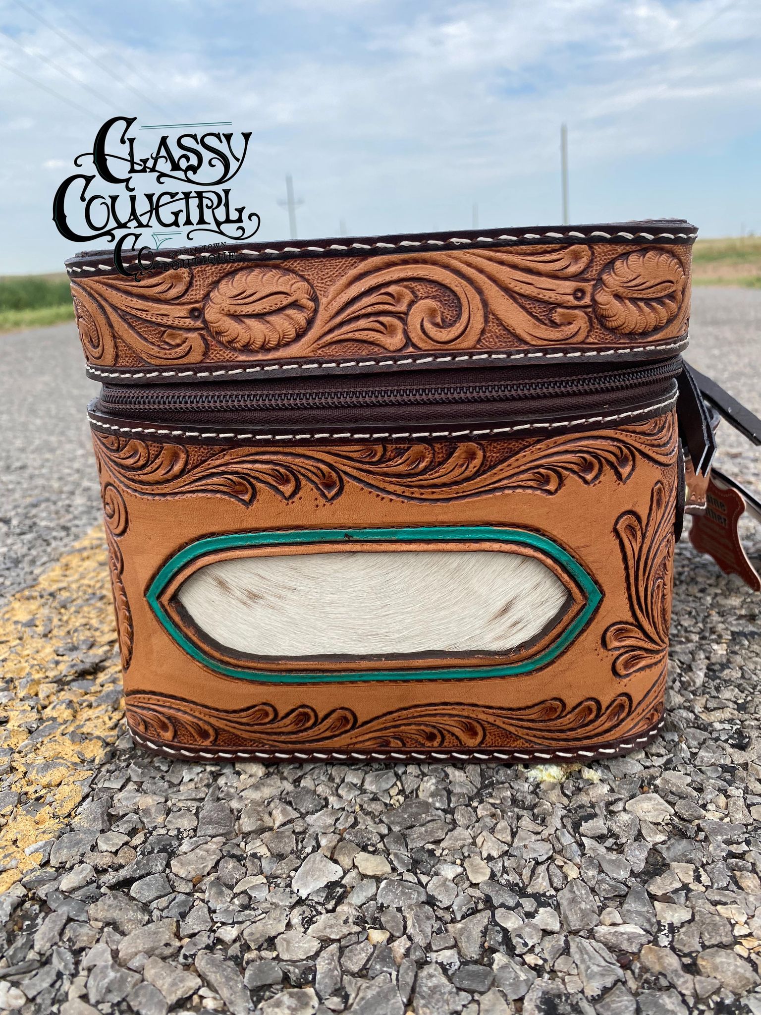 Tooled Leather Jewelry or Makeup Case with Cowhide Detail ADBGA340