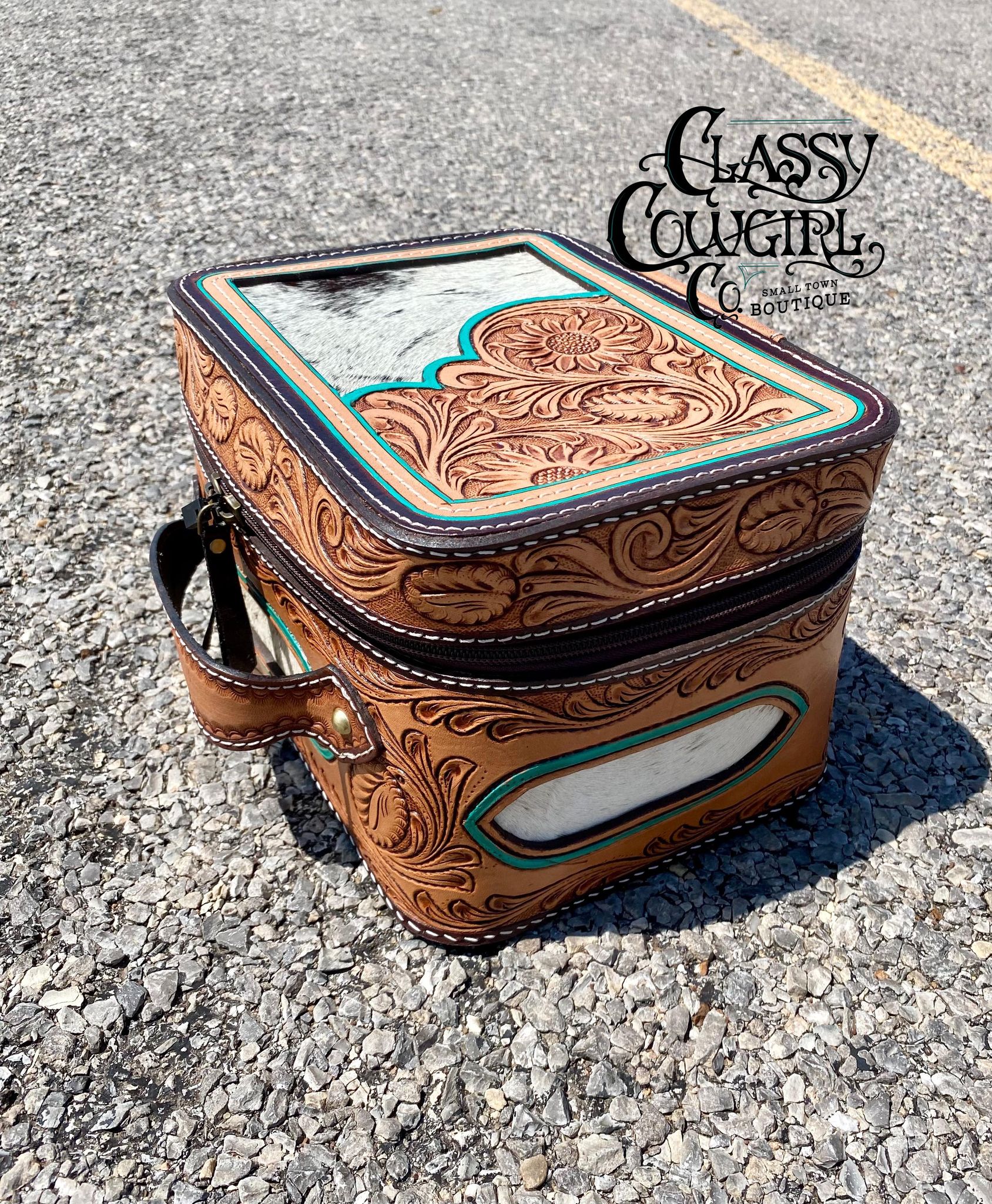 Tooled Leather Jewelry or Makeup Case with Cowhide Detail ADBGA340