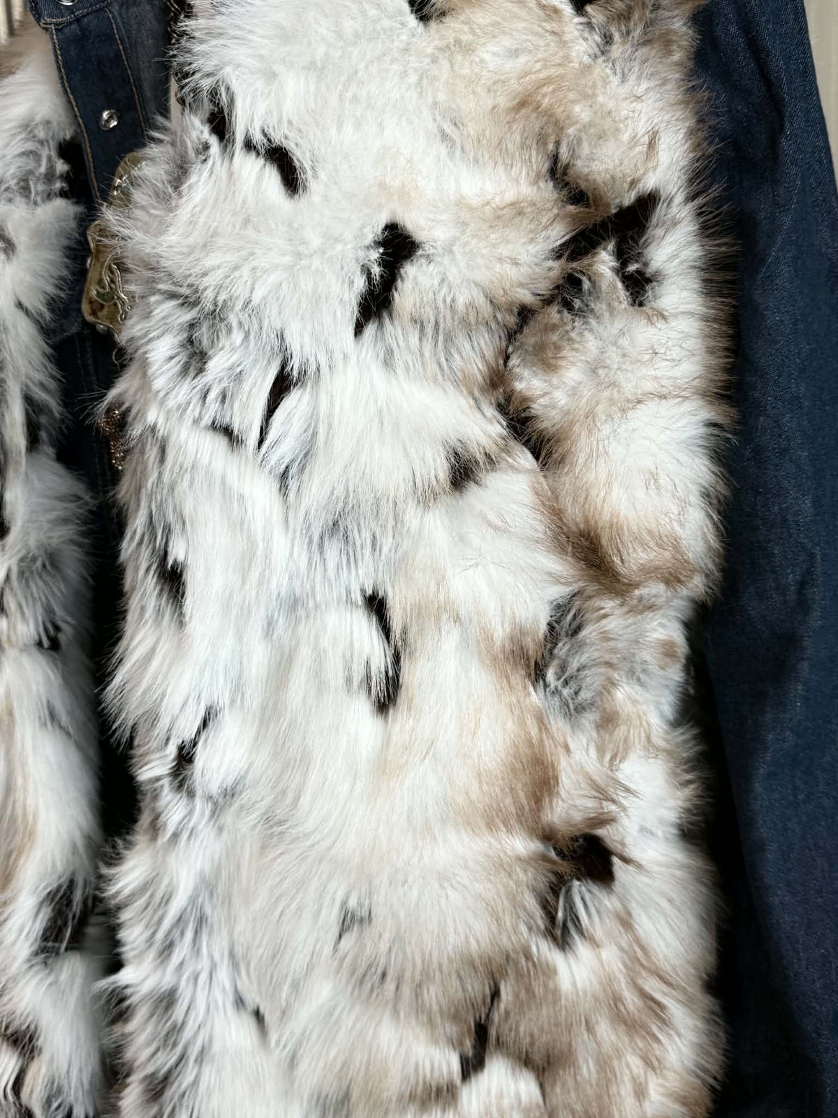 STUNNING L&B Faux Fur Vest