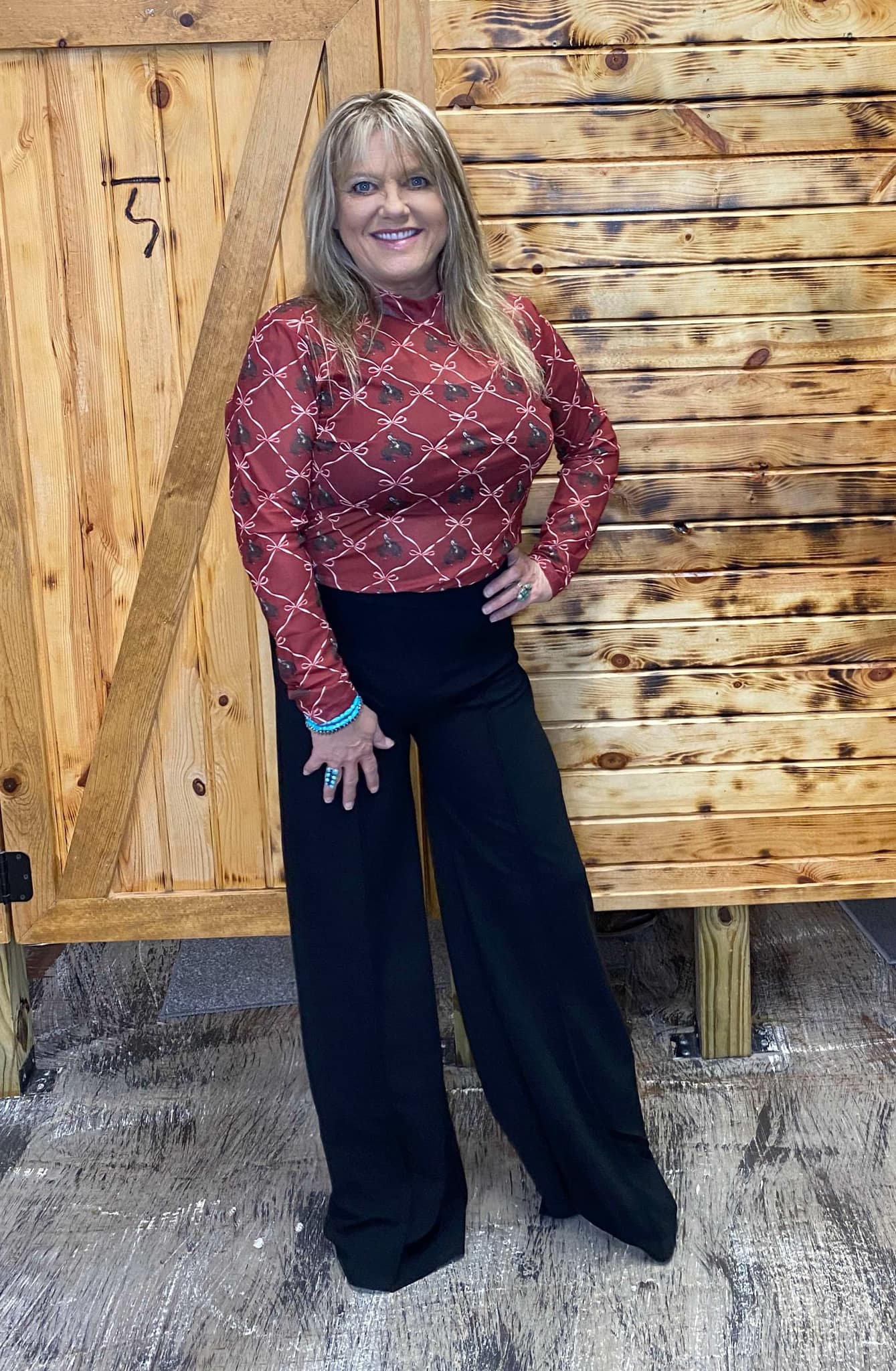 L&B Black Straight Leg Dress Pants w/ Front Seam Small L&B Black Straight Leg Dress Pants w/ Front Seam Small