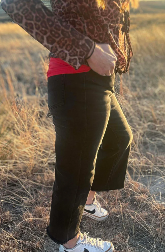 Sterling Kreek Night Sky Cropped Jeans