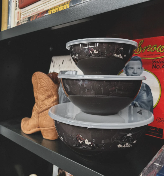 2Fly Bowl Set- Hereford With Lids