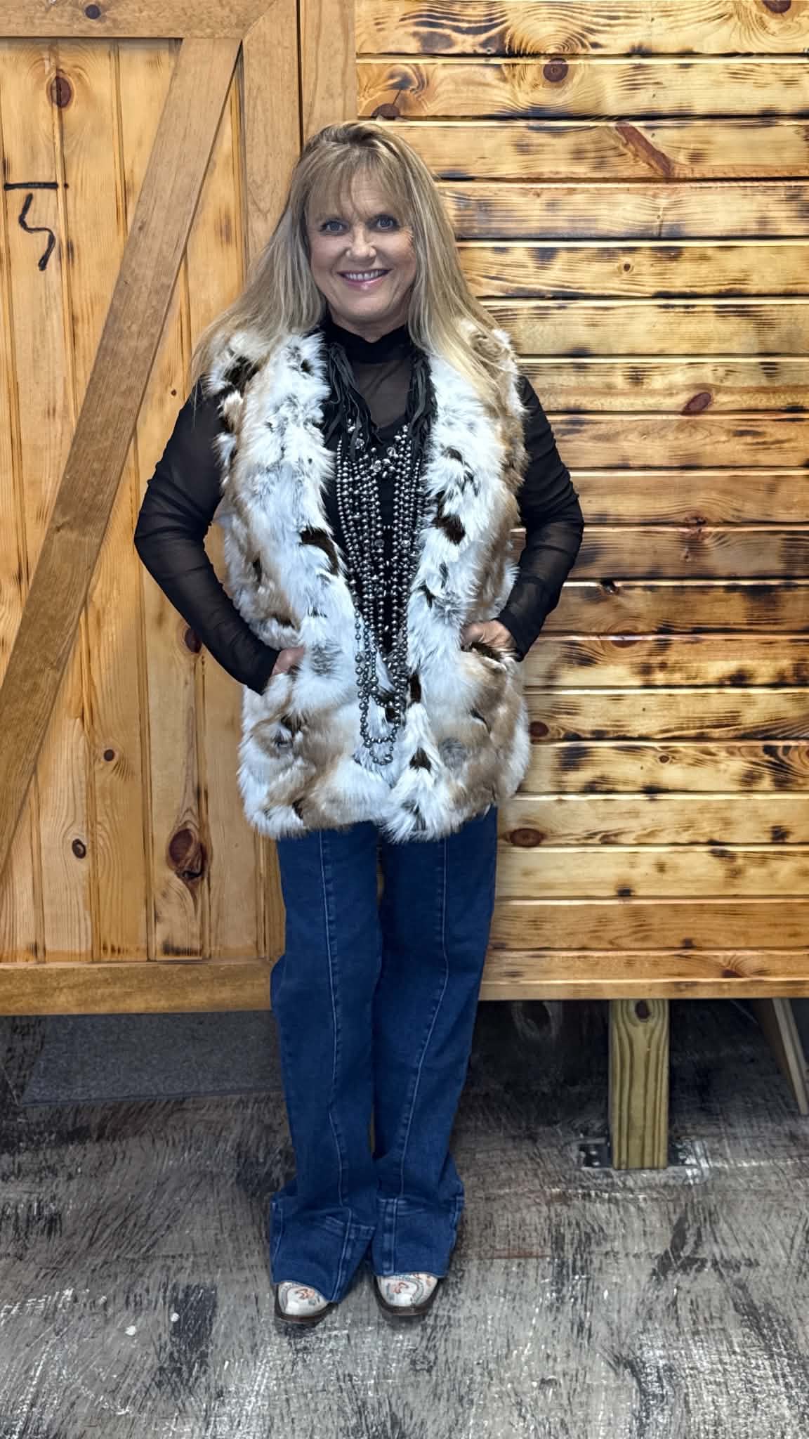 STUNNING L&B Faux Fur Vest