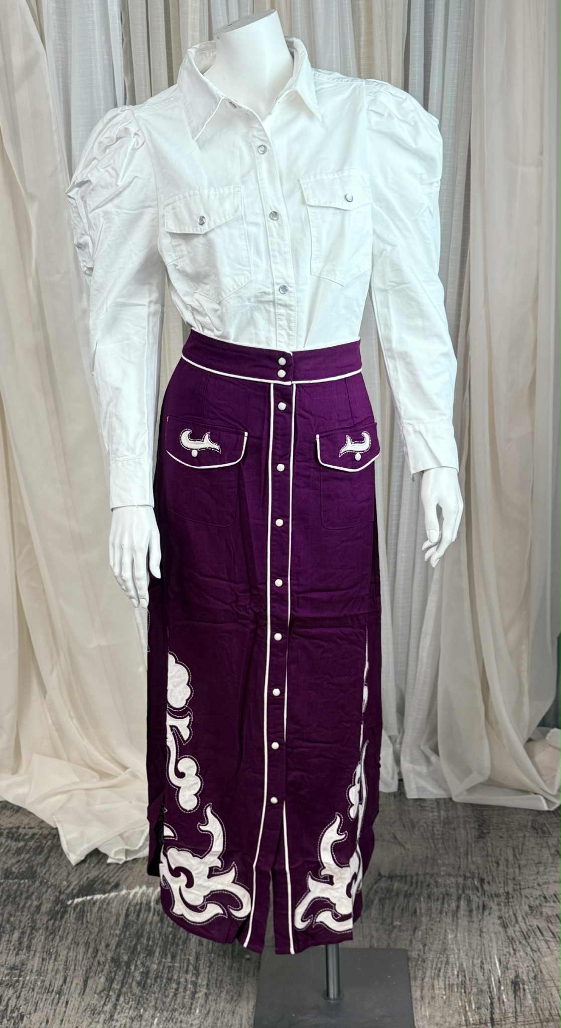 L&B Wine Boot Stitch Embroidered Pearl Snap Maxi Skirt