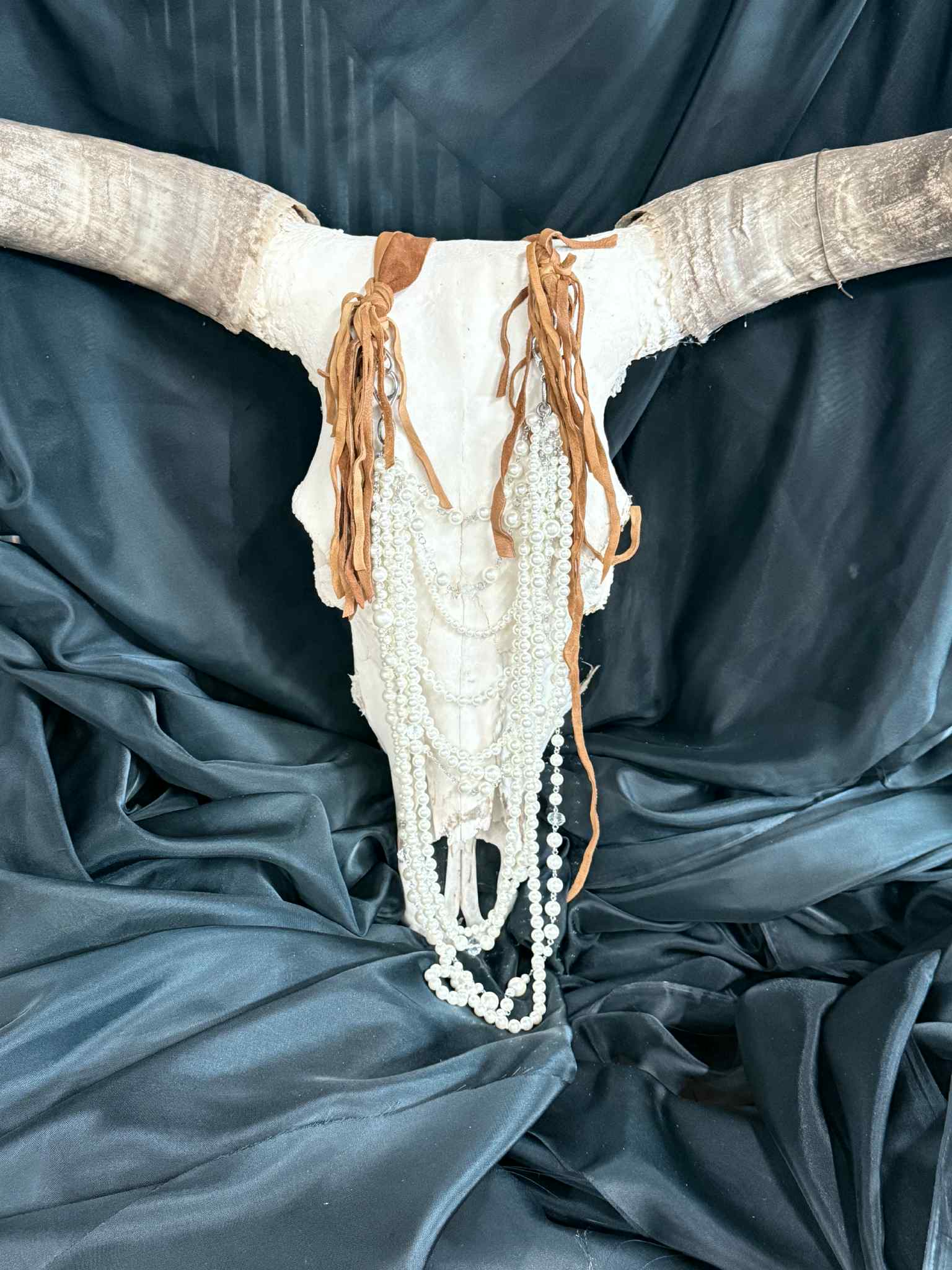 Brown Leather Massive Pearl Necklace