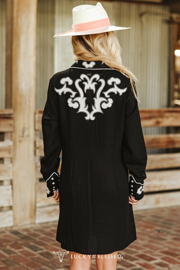 L&B Black & Ivory Boot Stitch Pearl Snap Dress DR584