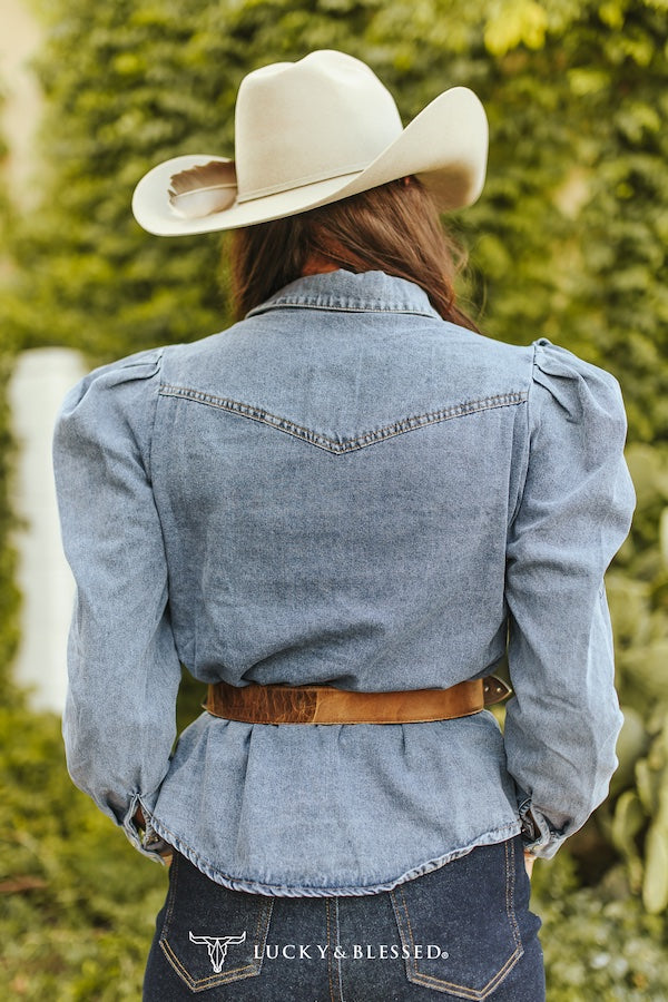 L&B Light Wash Stretch Denim Puff Sleeve Pearl Snap Top