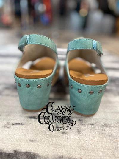 Very G Isabella Wedge in Turquoise
