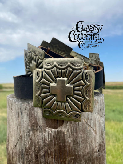 Leather Concho Belt - fully adjustable for all sizes ADBLA103