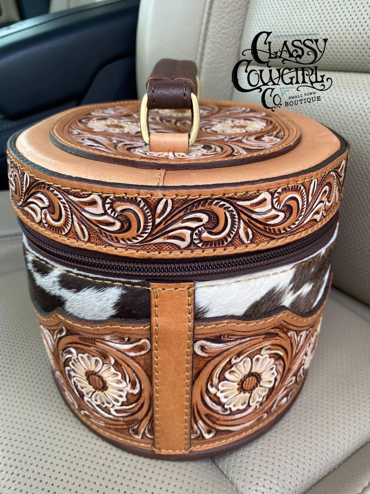 Oval Tooled Jewelry Travel Case with Cowhide Detail ADBGA416