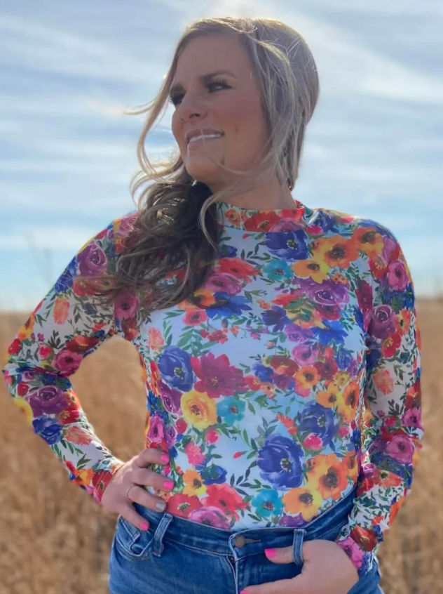 Country Kitchen Bloom Mesh Top