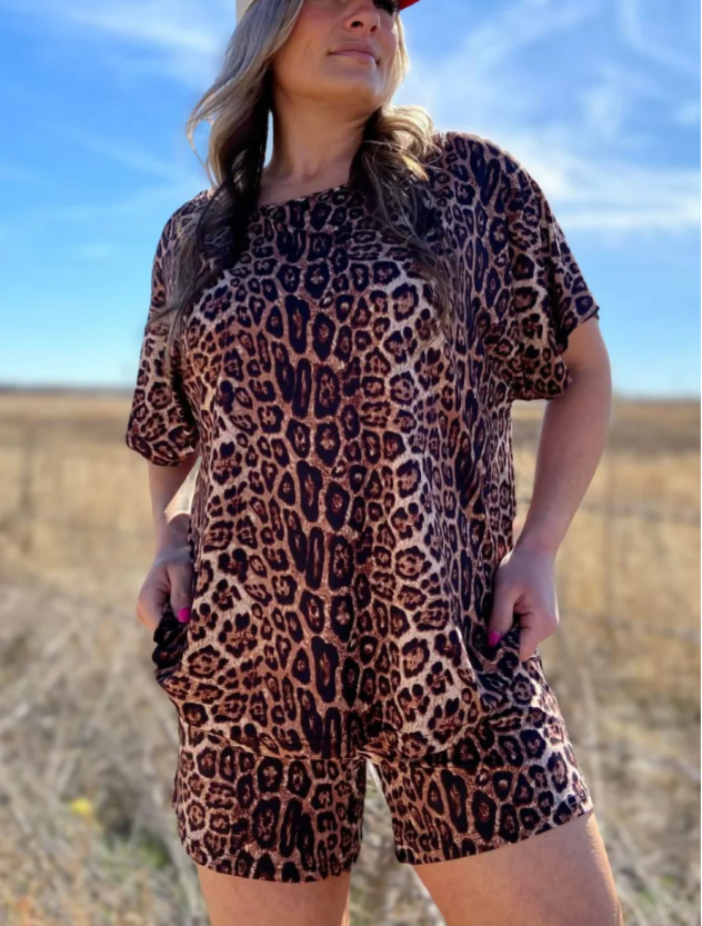 Sterling Kreek Cowgirl Cozy Top- Cheetah