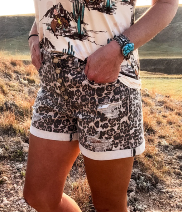 Sterling Kreek Tennessee Walking Shorts- cheetah