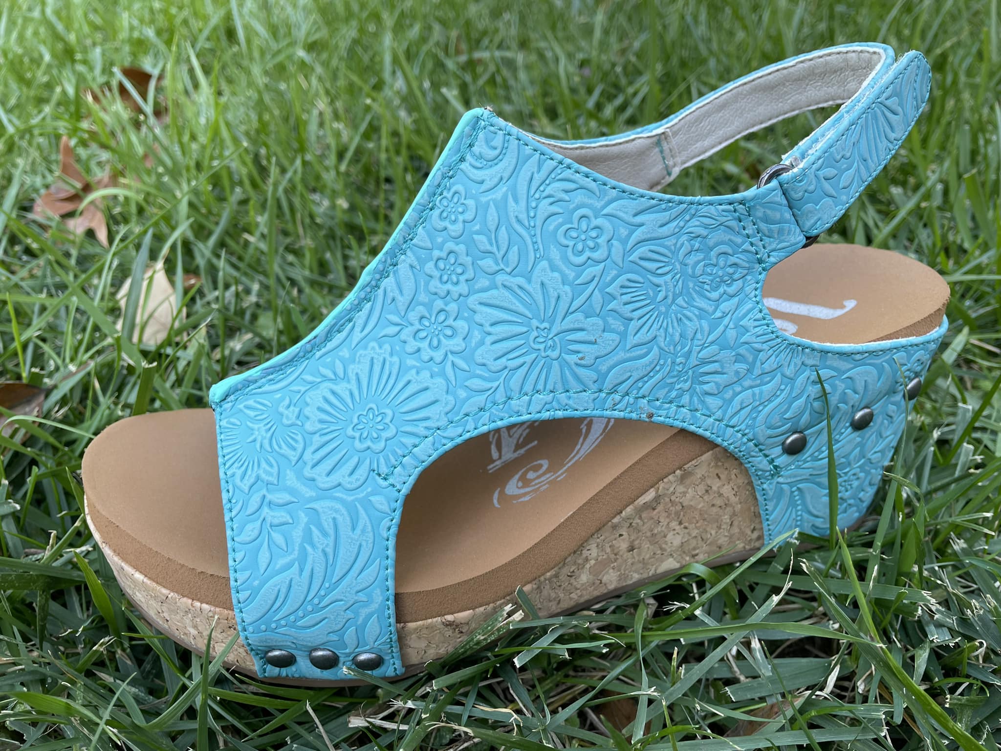Very G Isabella Turquoise Tooled Wedge Sandals